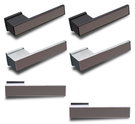 Дверная ручка на розетке LOTUS со вставкой, хром матовый